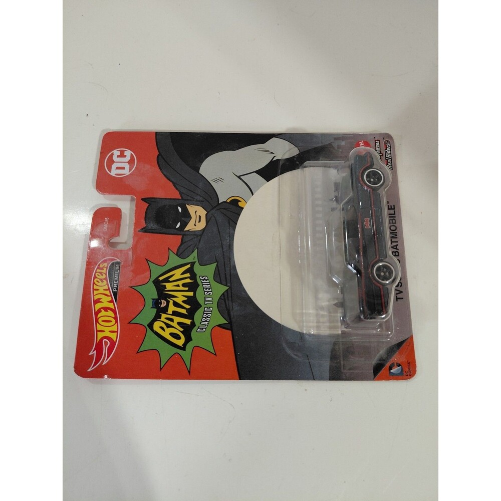 NIP Hot Wheels Premium Classic Tv Series 1:64 DieCast Batman Batmobile - Picture 4 of 5